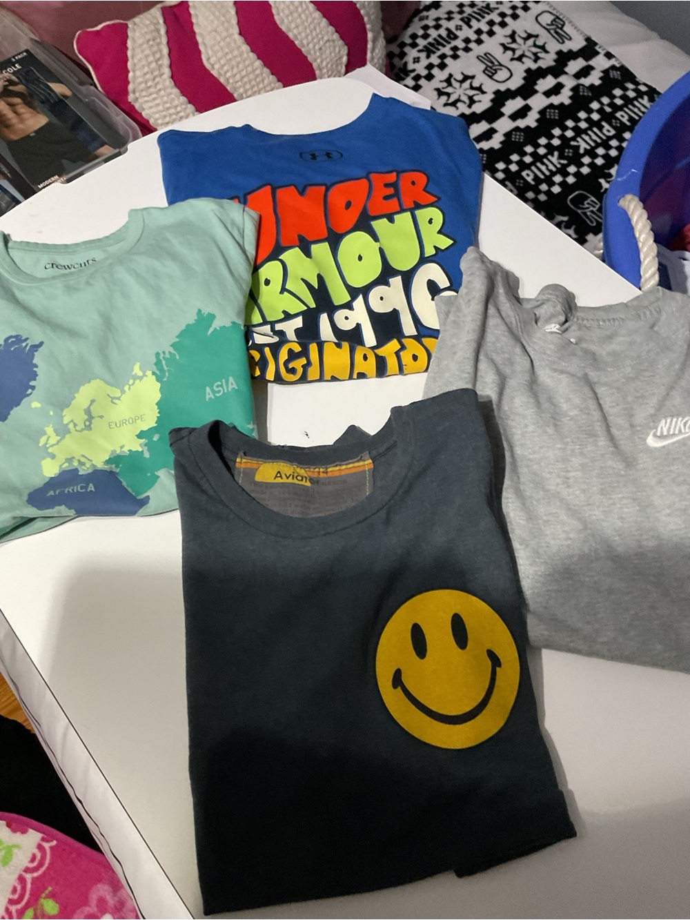 Kids Graphic Tee bundle size L